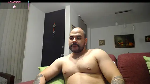 Snapshot of Axel_Dominus chatting on July 25, 2026, 12:09 am Axel Dominus online show from July 25, 2026, 12:09 am