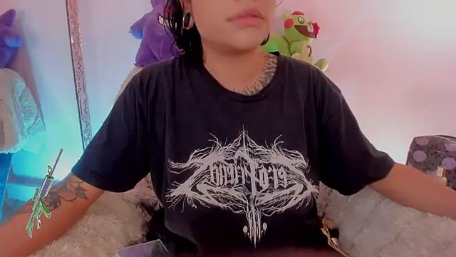 Snapshot of psychodoll_11 chatting on May 7, 2026, 1:05 pm psychodoll 11 online show from May 7, 2026, 1:05 pm