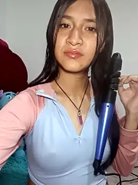 KarolaMendez online show from April 26, 2026, 10:29 pm