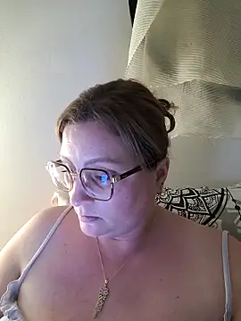 duotroublant online show from June 3, 2026, 8:47 pm