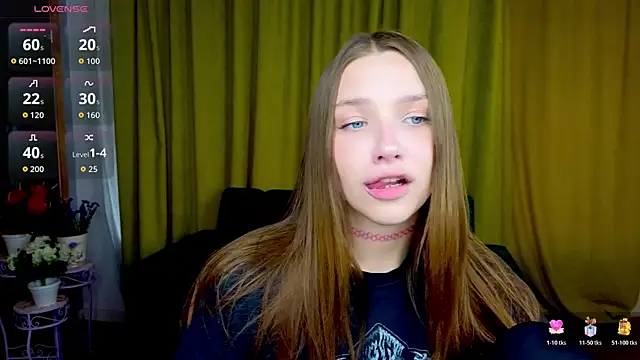 DariaAngels online show from April 21, 2026, 11:38 am