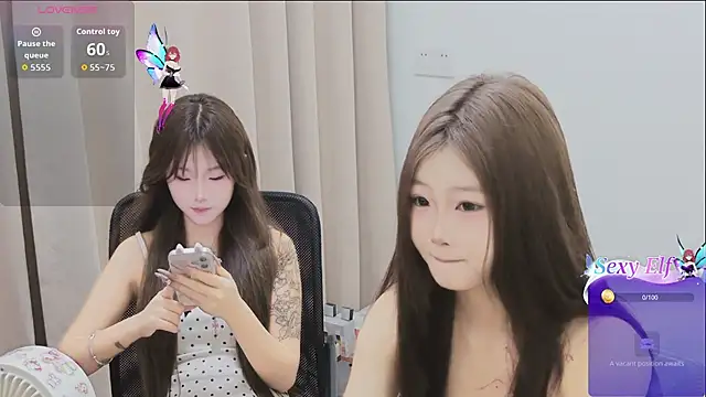 Angel-Sisters online show from April 19, 2026, 5:23 pm