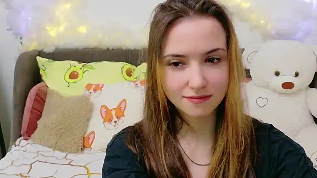 LeenMoonie online show from April 4, 2026, 9:34 pm