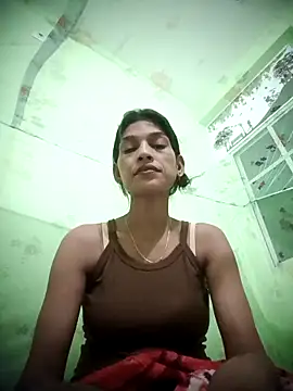 nidhiyadav00 online show from March 24, 2026, 7:19 pm