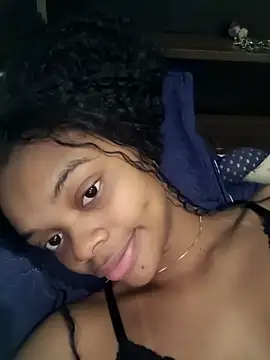 marialuiza2027 online show from March 27, 2026, 9:21 am