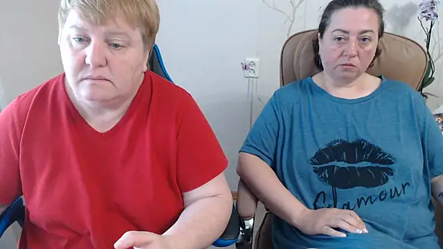 Snapshot of Lindy-Jeanie chatting on June 7, 2026, 7:01 am Lindy-Jeanie online show from June 7, 2026, 7:01 am