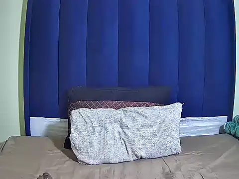 MelaniBbe online show from April 19, 2026, 5:01 pm