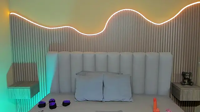 Amy Estrellita online show from April 7, 2026, 11:10 am