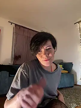 DtPORNBITCH online show from April 11, 2026, 11:09 pm