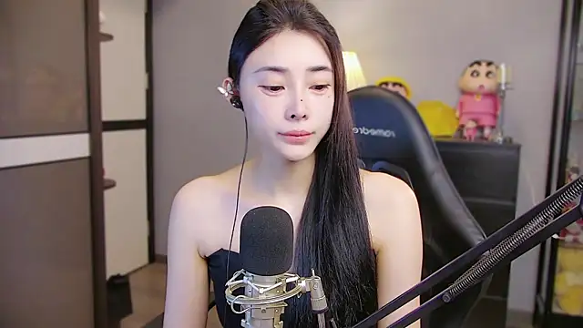 Snapshot of XiaoYuBao- chatting on June 30, 2026, 4:19 pm XiaoYuBao- online show from June 30, 2026, 4:19 pm