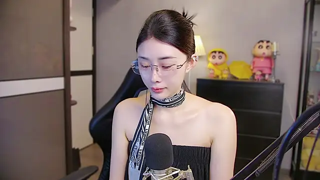 Snapshot of XiaoYuBao- chatting on July 5, 2026, 6:15 pm XiaoYuBao- online show from July 5, 2026, 6:15 pm