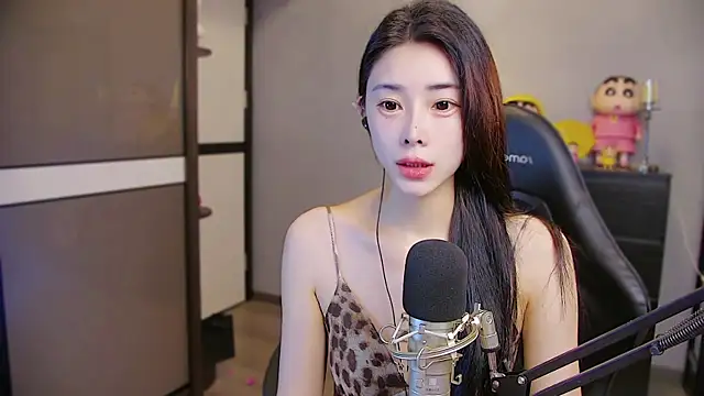 Snapshot of XiaoYuBao- chatting on July 29, 2026, 3:21 pm XiaoYuBao- online show from July 29, 2026, 3:21 pm