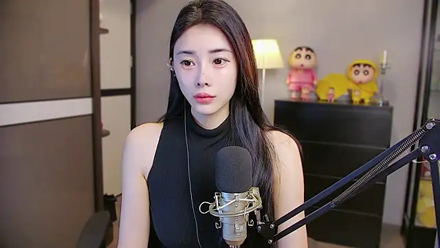Snapshot of XiaoYuBao- chatting on August 4, 2026, 2:37 am XiaoYuBao- online show from August 4, 2026, 2:37 am