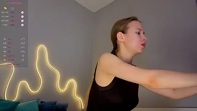 Snapshot of Emma_dream_ chatting on July 2, 2026, 1:38 am Emma dream online show from July 2, 2026, 1:38 am