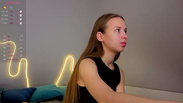 Snapshot of Emma_dream_ chatting on August 5, 2026, 1:52 am Emma dream online show from August 5, 2026, 1:52 am