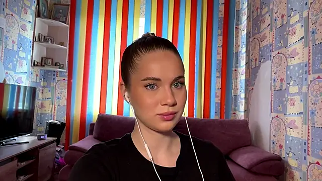 Miss Blessnyth online show from June 16, 2026, 4:15 am