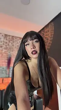 Snapshot of Liana_Fem_ chatting on April 11, 2026, 4:00 pm Liana Fem online show from April 11, 2026, 4:00 pm