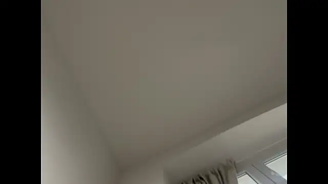 Snapshot of rommmika chatting on March 28, 2026, 4:50 pm rommmika online show from March 28, 2026, 4:50 pm