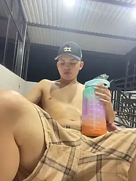tony pinkcock online show from May 2, 2026, 3:55 am