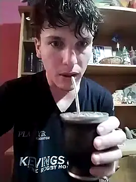 Snapshot of MpKev chatting on March 16, 2026, 4:11 pm MpKev online show from March 16, 2026, 4:11 pm