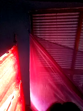 YiiZ 019 online show from March 14, 2026, 9:09 pm