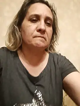 Snapshot of KatieLove133 chatting on March 18, 2026, 4:43 pm KatieLove133 online show from March 18, 2026, 4:43 pm