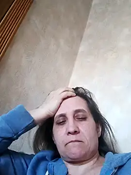 Snapshot of KatieLove133 chatting on April 4, 2026, 8:23 am KatieLove133 online show from April 4, 2026, 8:23 am