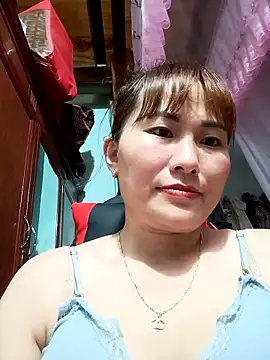 Snapshot of Lucxy-ki6 chatting on June 15, 2026, 9:55 am Lucxy-ki6 online show from June 15, 2026, 9:55 am