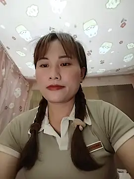 Snapshot of Lucxy-ki6 chatting on July 20, 2026, 1:46 pm Lucxy-ki6 online show from July 20, 2026, 1:46 pm