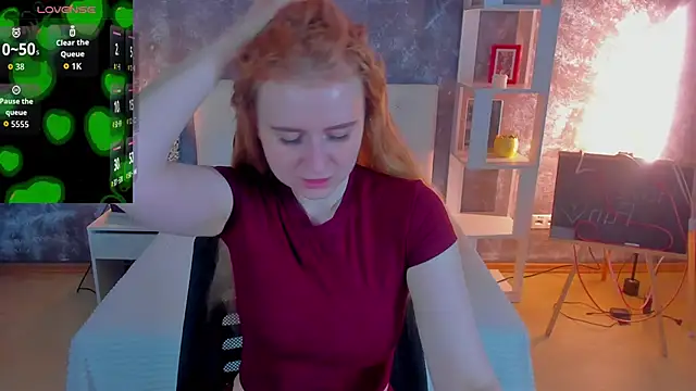 Shiny Liss online show from June 3, 2026, 1:41 am