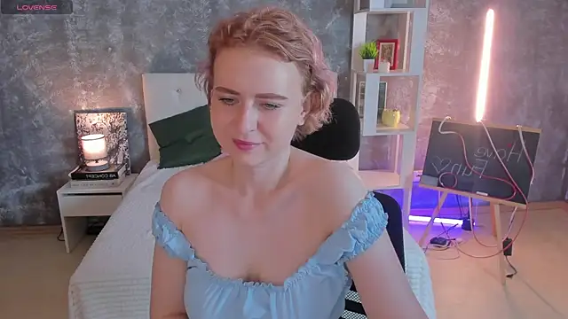Snapshot of Shiny_Liss chatting on July 24, 2026, 1:47 am Shiny Liss online show from July 24, 2026, 1:47 am