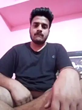 Decentlover67 online show from May 7, 2026, 6:46 pm