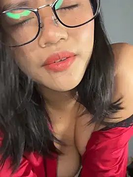 Snapshot of Kiee_19 chatting on May 26, 2026, 9:55 pm Kiee 19 online show from May 26, 2026, 9:55 pm