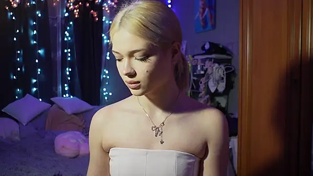 Snapshot of StacyChocopay chatting on June 25, 2026, 10:03 pm StacyChocopay online show from June 25, 2026, 10:03 pm