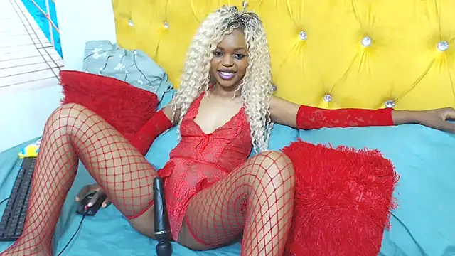 Aylerxoxo1 online show from April 7, 2026, 11:04 pm