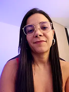 Snapshot of miaeyex chatting on April 19, 2026, 9:06 pm miaeyex online show from April 19, 2026, 9:06 pm