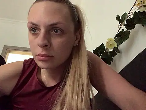 Snapshot of SexyVenusian chatting on March 14, 2026, 3:28 pm SexyVenusian online show from March 14, 2026, 3:28 pm