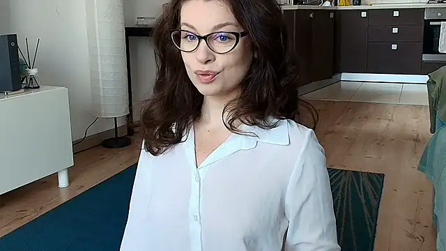 Snapshot of IreneBlue_ chatting on March 24, 2026, 7:02 am IreneBlue online show from March 24, 2026, 7:02 am