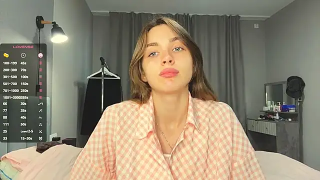 Veluxe online show from July 18, 2026, 4:00 pm