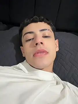 Snapshot of SebastianReed_ chatting on April 8, 2026, 6:13 am SebastianReed online show from April 8, 2026, 6:13 am