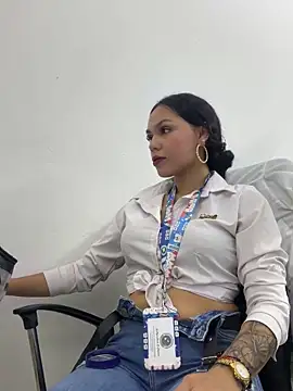 daniela-sexy online show from April 4, 2026, 1:30 pm