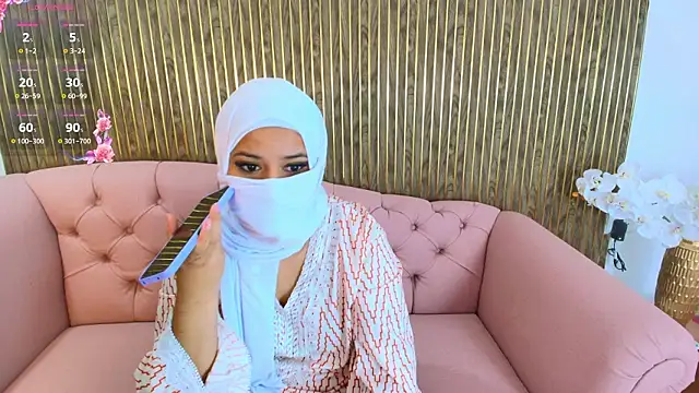 Aminaa Kaarim online show from March 15, 2026, 5:52 pm