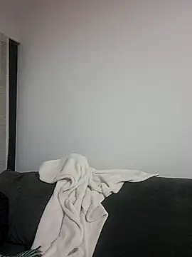 Snapshot of melucita chatting on May 26, 2026, 9:55 pm melucita online show from May 26, 2026, 9:55 pm