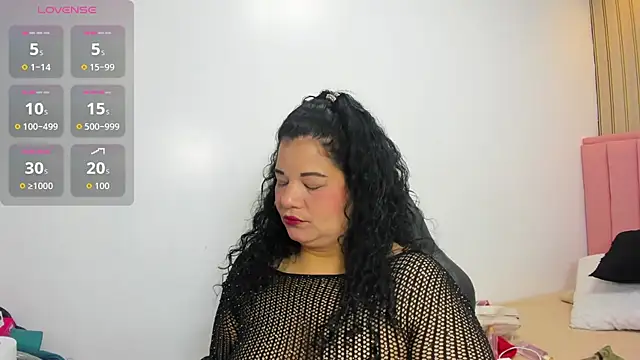 Snapshot of MAYTE1096 chatting on July 31, 2026, 7:35 pm MAYTE1096 online show from July 31, 2026, 7:35 pm