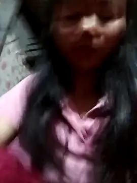 emmasexy2k online show from April 29, 2026, 11:55 pm