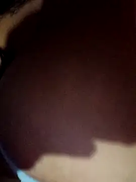 Snapshot of Limoncito300 chatting on March 16, 2026, 12:06 am Limoncito300 online show from March 16, 2026, 12:06 am