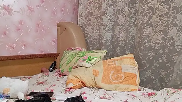 JaysaBenhausen online show from March 28, 2026, 10:15 am