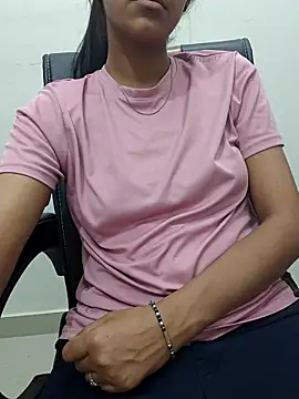 Snapshot of aushi_rajput chatting on May 23, 2026, 6:12 pm aushi rajput online show from May 23, 2026, 6:12 pm