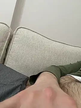 asdfgh09120 online show from March 19, 2026, 9:30 pm