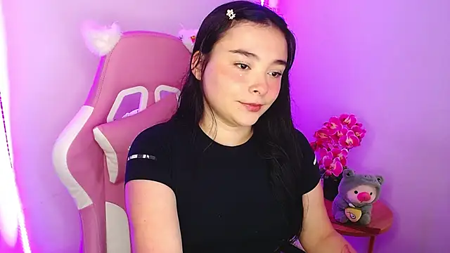 Snapshot of Nahia_Brm chatting on May 28, 2026, 2:58 pm Nahia Brm online show from May 28, 2026, 2:58 pm